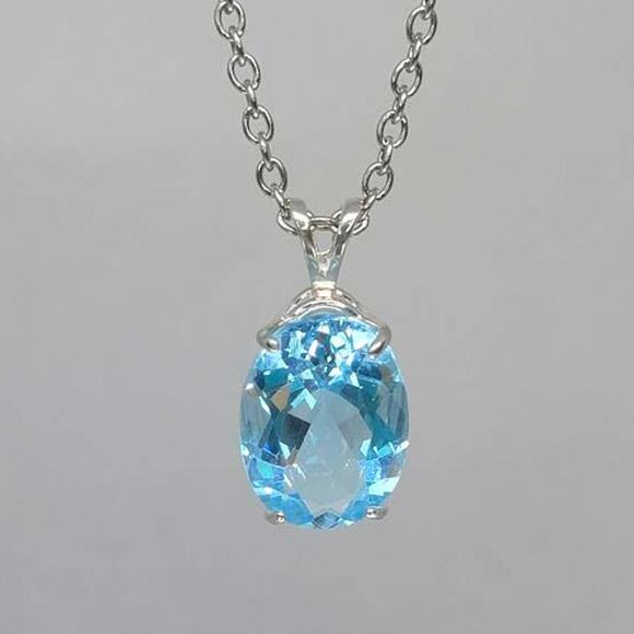 15 Carat Flawless (IF) Blue Topaz Pendant!! - Picture 5 of 12